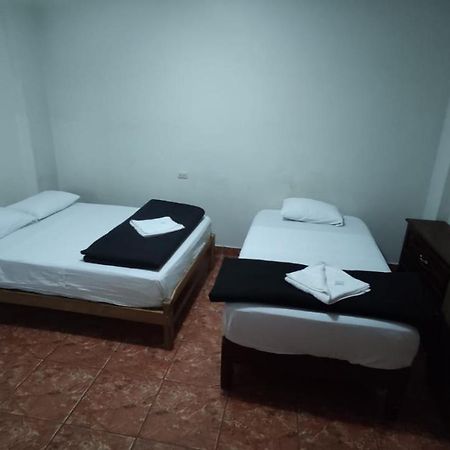 Guest House Tumbes Exterior foto